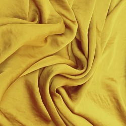 Satén sedoso Oro